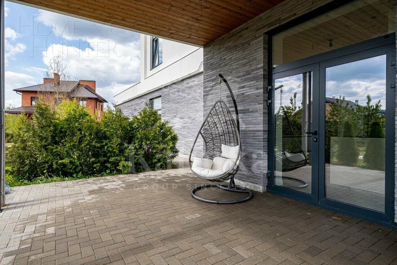 2-этажный коттедж 350 м² с отделкой