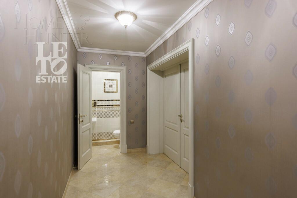 2-этажный коттедж 1 556 м² с отделкой