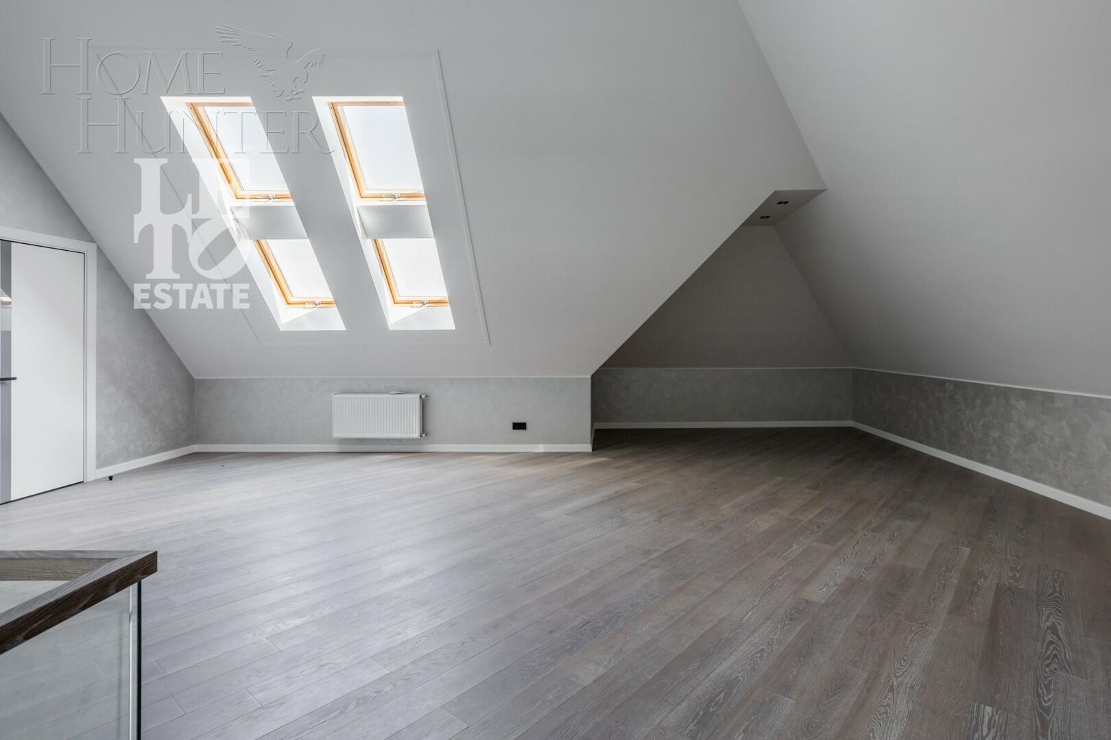 3-этажный коттедж 600 м² с отделкой