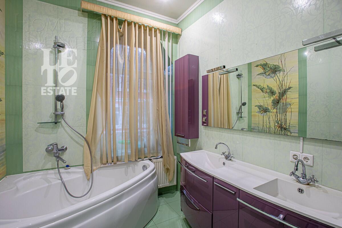 3-этажный коттедж 472 м² с отделкой