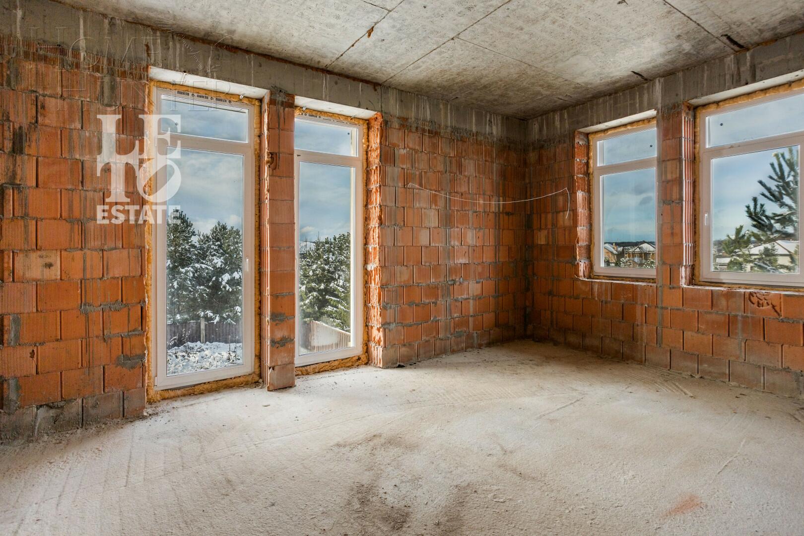 2-этажный коттедж 860 м² без отделки