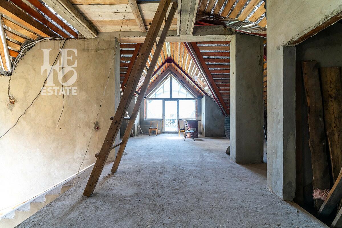 2-этажный коттедж 370 м² без отделки