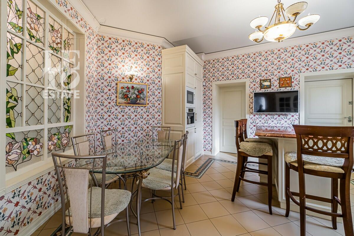 2-этажный коттедж 526 м² с отделкой