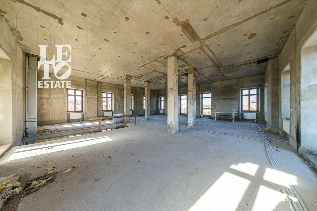 2-этажный коттедж 680 м² без отделки