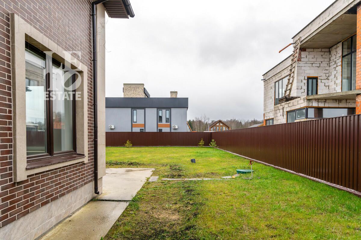 2-этажный коттедж 314.9 м² без отделки