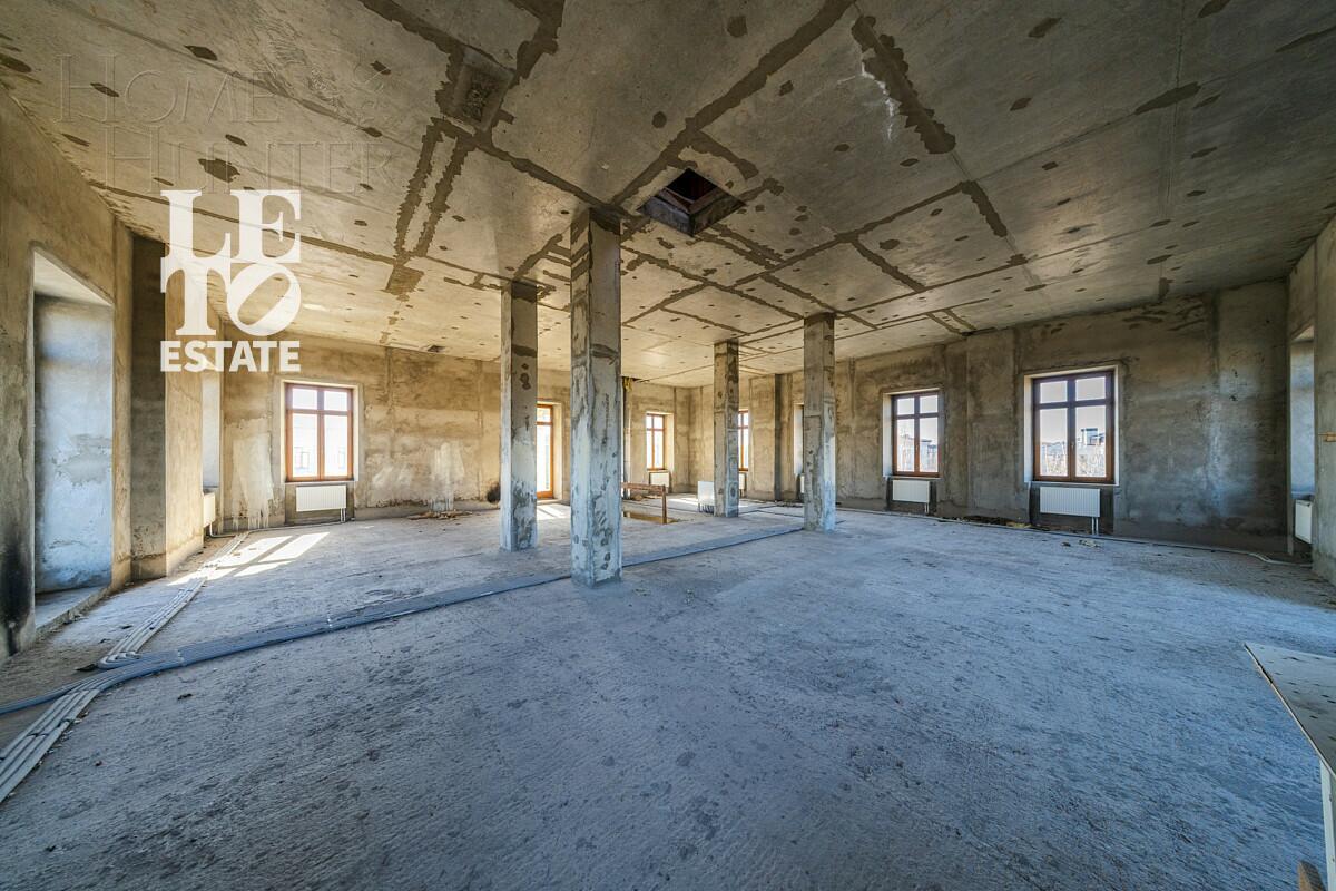 2-этажный коттедж 680 м² без отделки