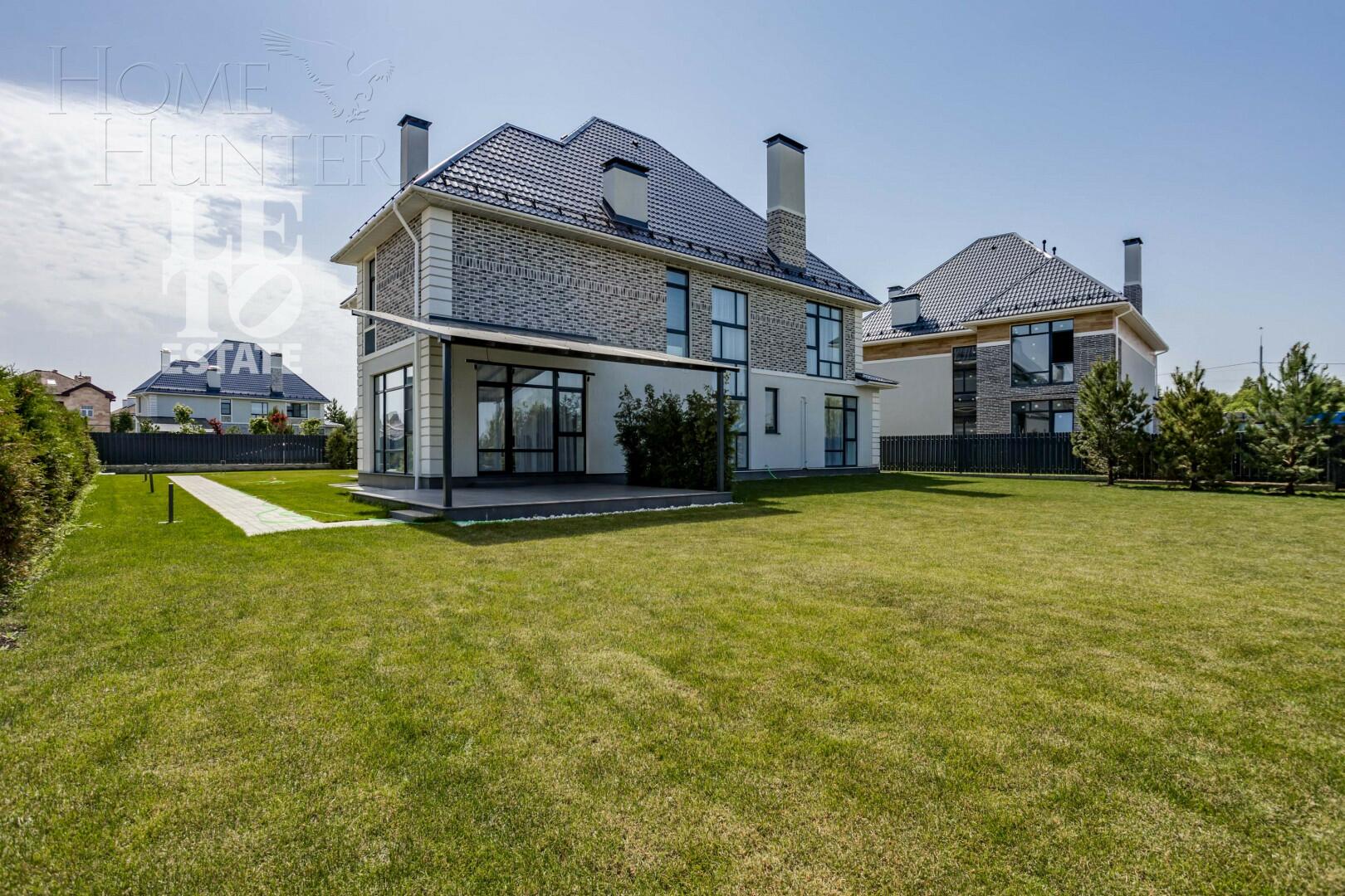 2-этажный коттедж 430 м² с отделкой