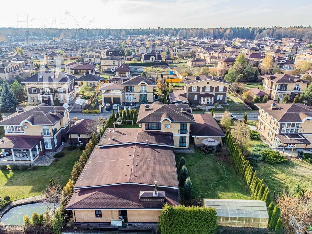 2-этажный коттедж 526 м² с отделкой