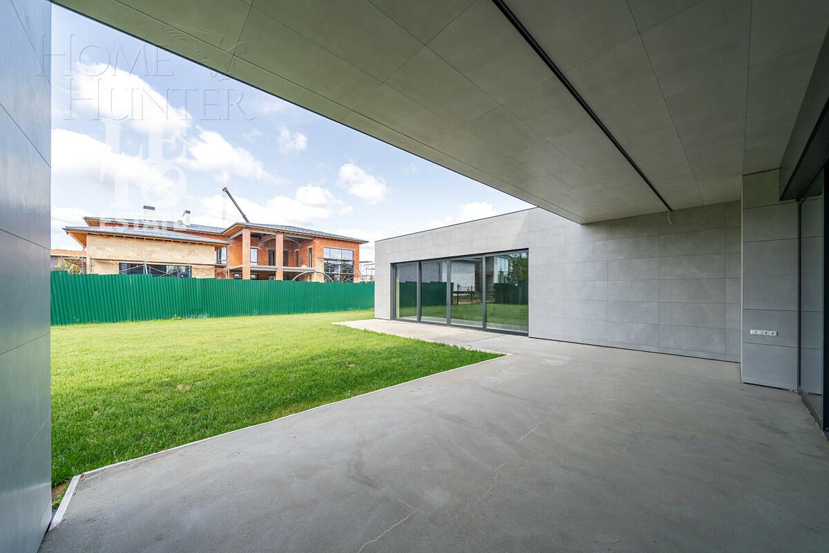 2-этажный коттедж 891 м² без отделки