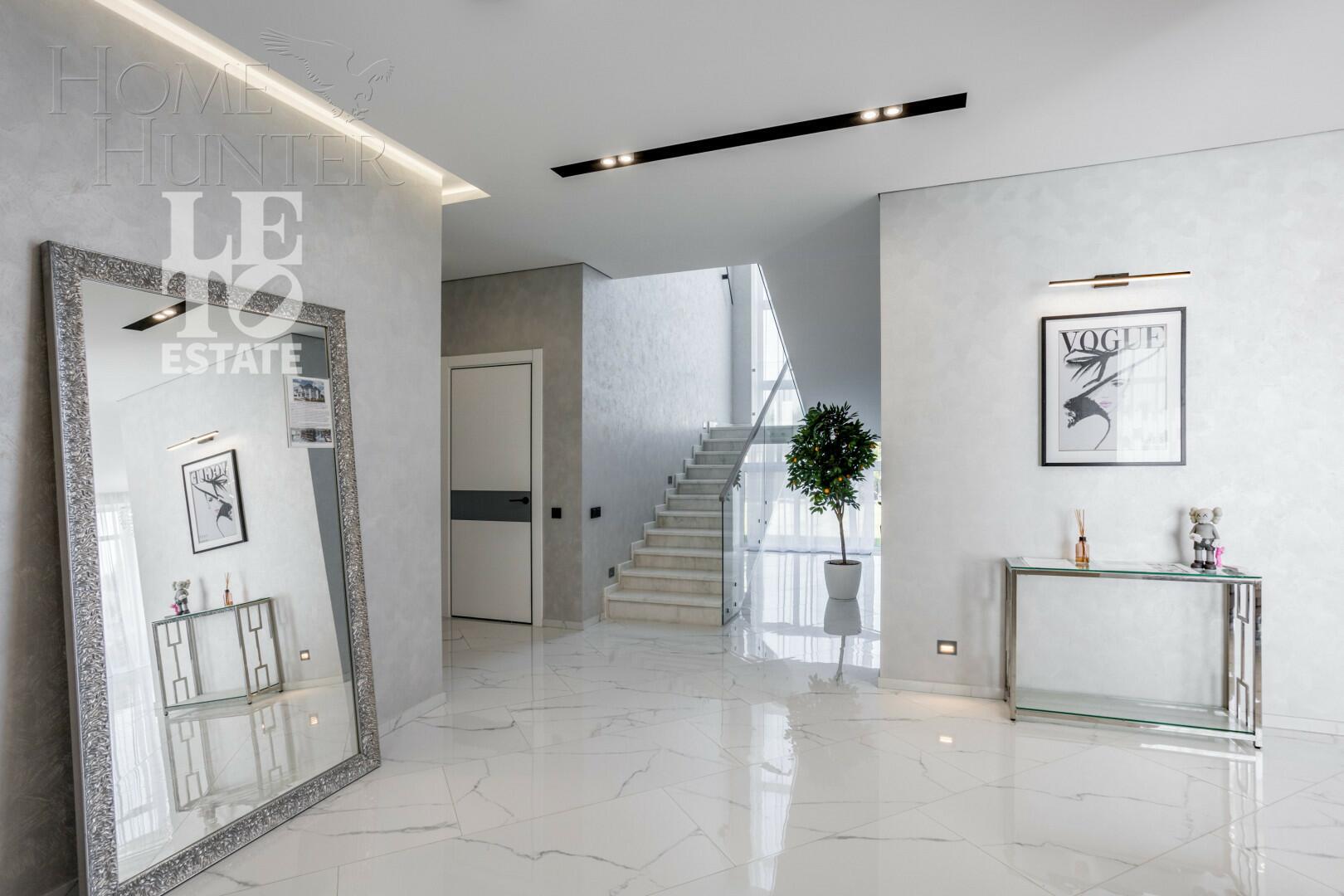 2-этажный коттедж 430 м² с отделкой