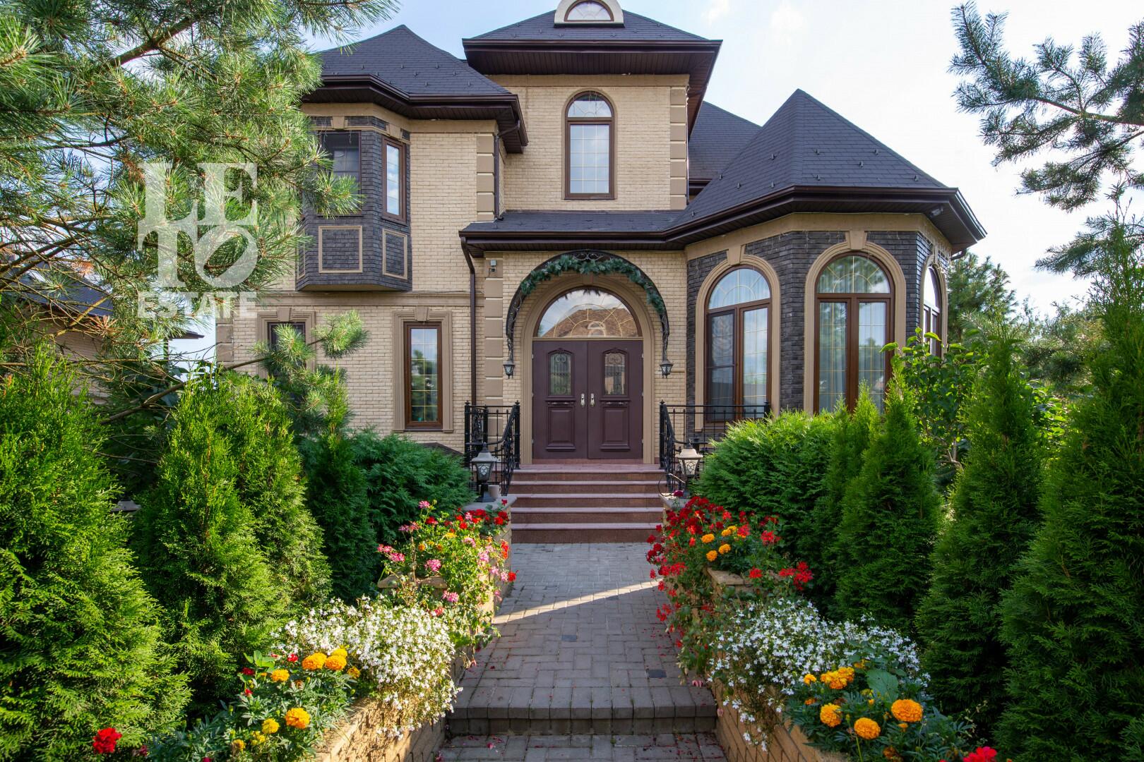 2-этажный коттедж 524 м² с отделкой