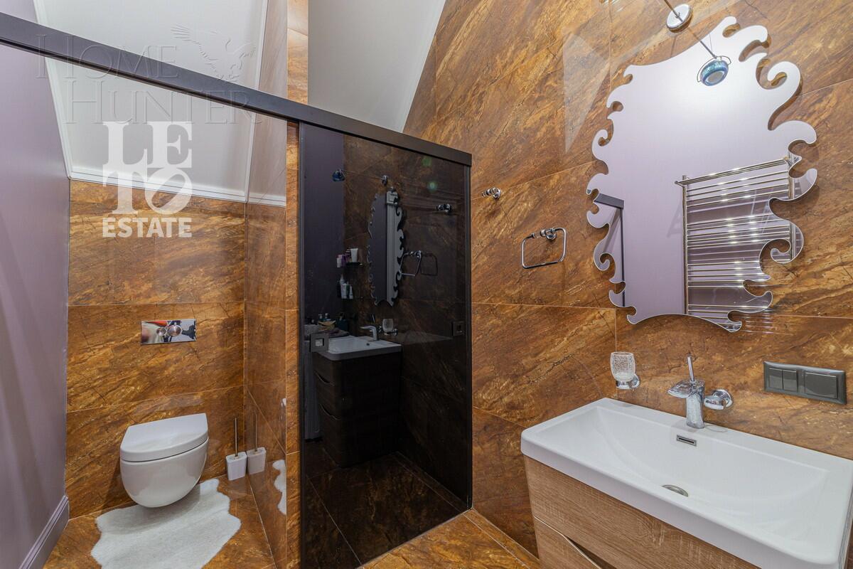 3-этажный коттедж 1 200 м² с отделкой