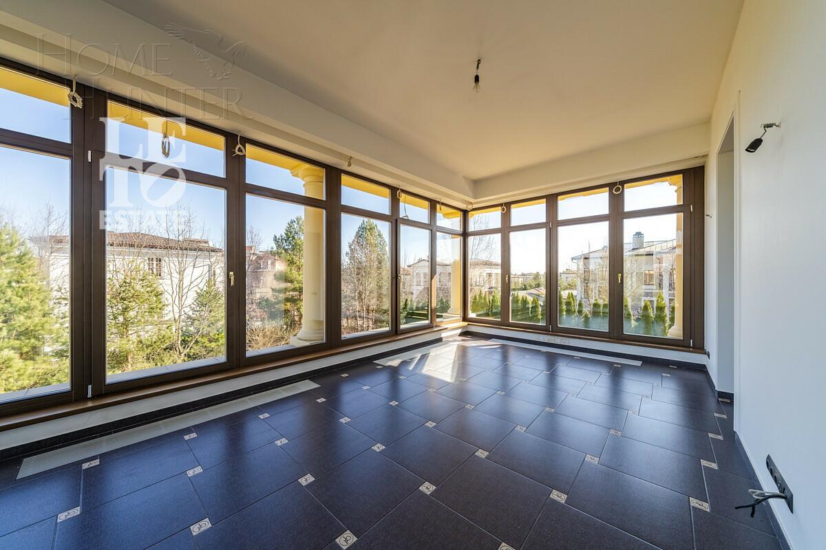 2-этажный коттедж 800 м² с отделкой