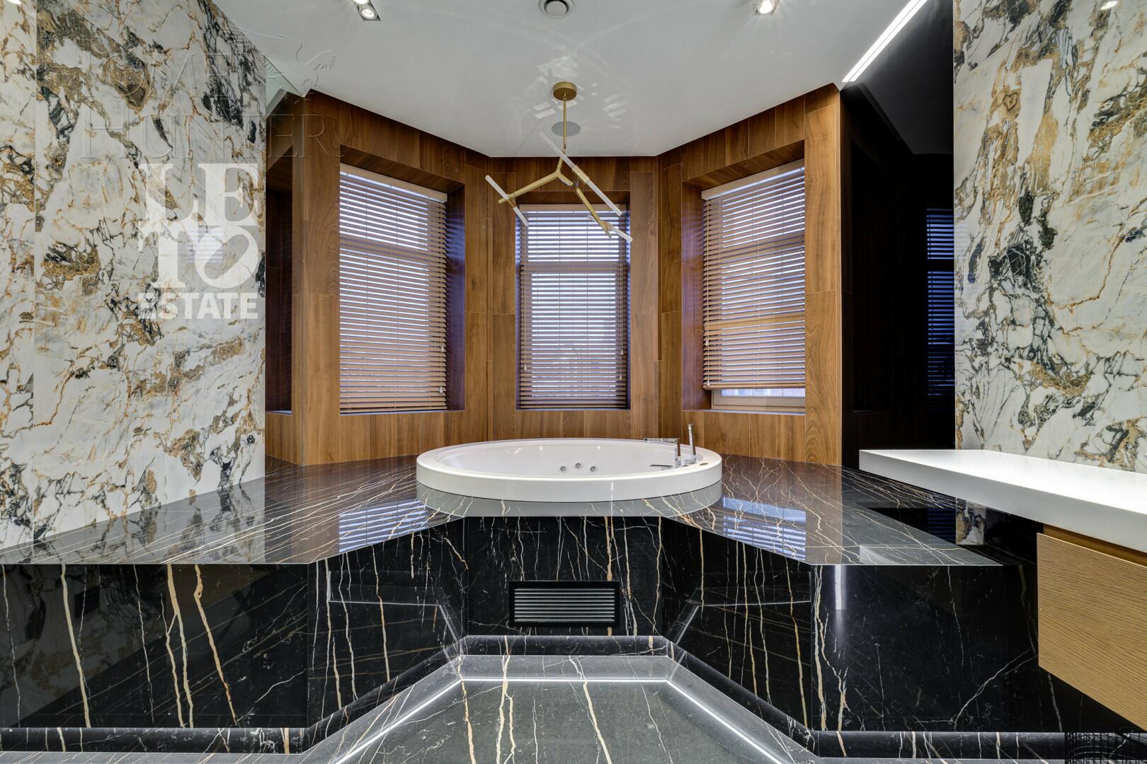 2-этажный коттедж 688 м² с отделкой