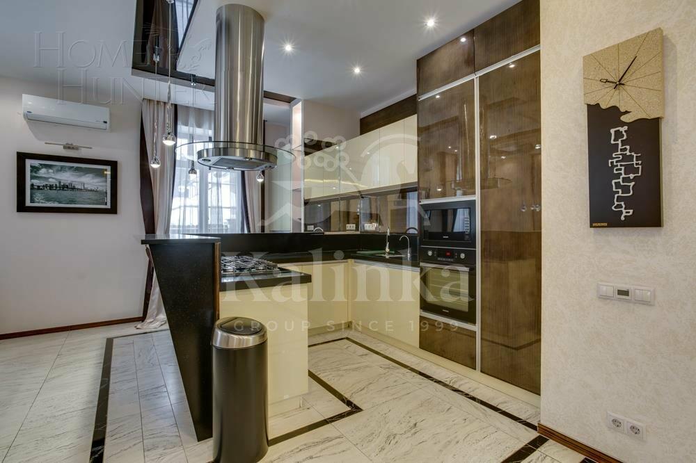 2-этажный коттедж 680 м² с отделкой