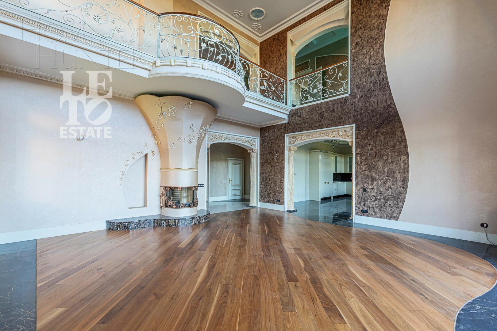 2-этажный коттедж 740 м² с отделкой