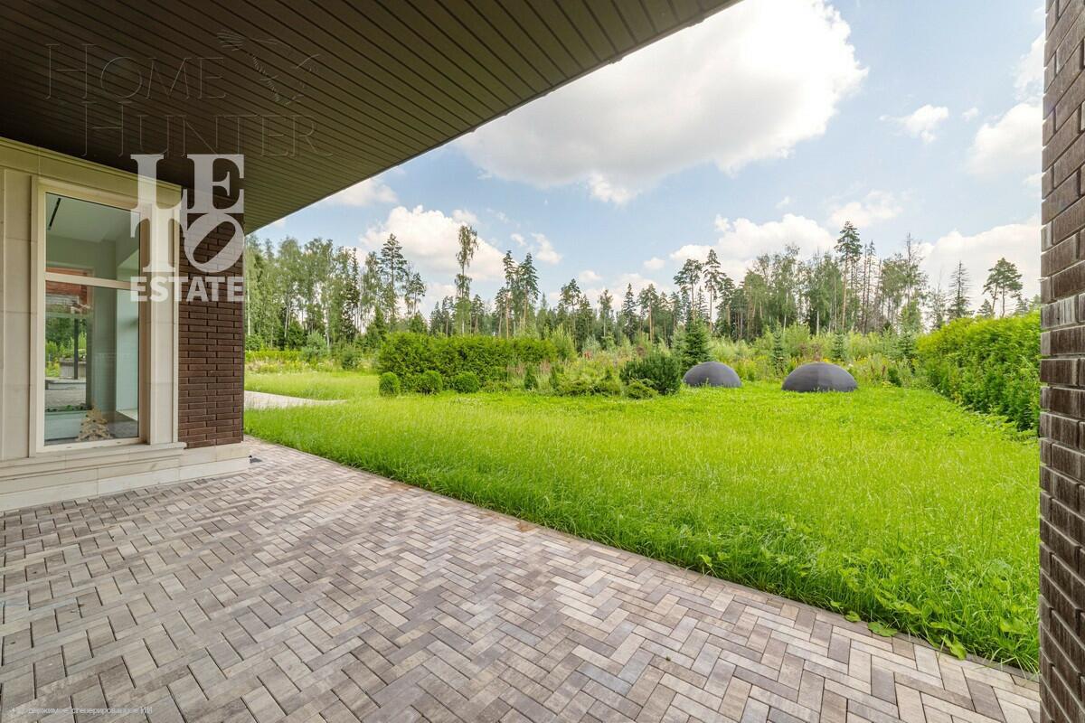 2-этажный коттедж 750 м² без отделки