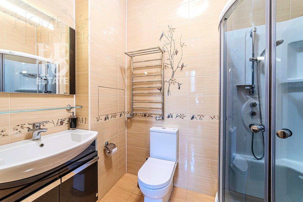 2-этажный коттедж 350 м² с отделкой