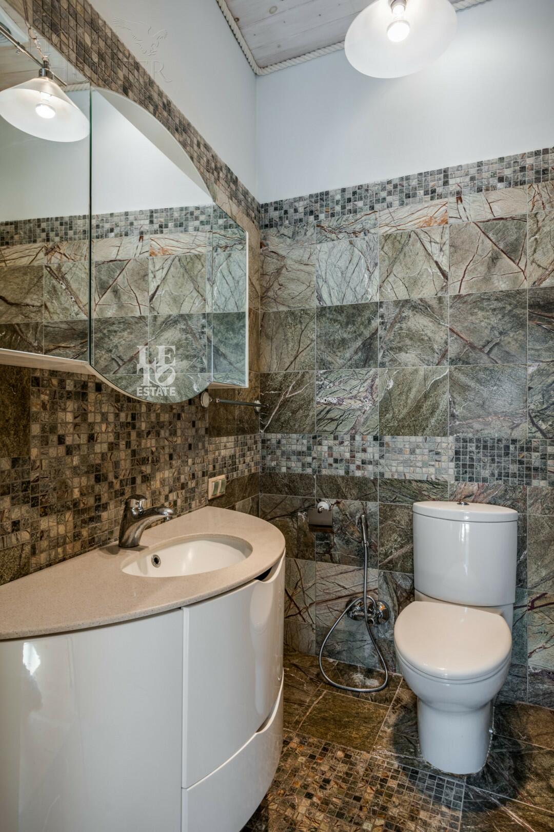 1-этажный коттедж 340 м² с отделкой