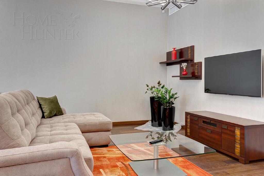 2-этажный таунхаус 356 м² с отделкой