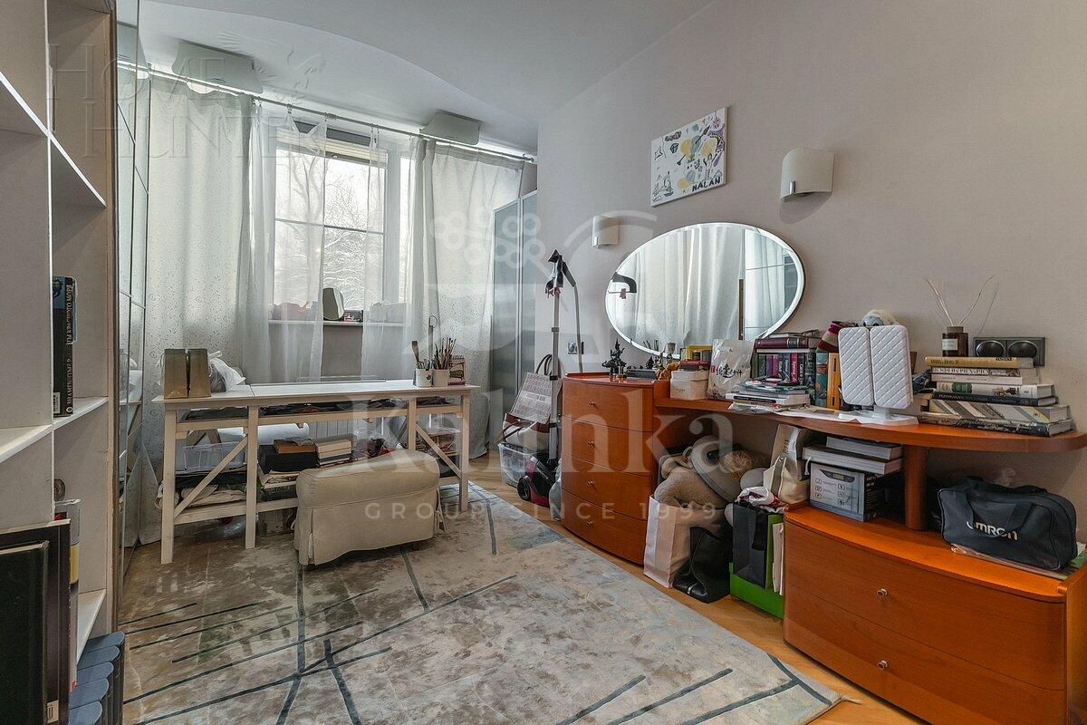 4-КОМН. КВАРТИРА С ОТДЕЛКОЙ 150 М² НА 2 ЭТАЖЕ