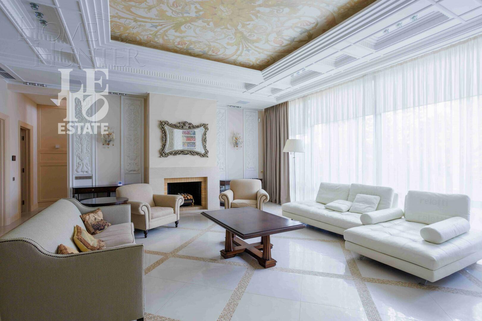 3-этажный таунхаус 340 м² с отделкой