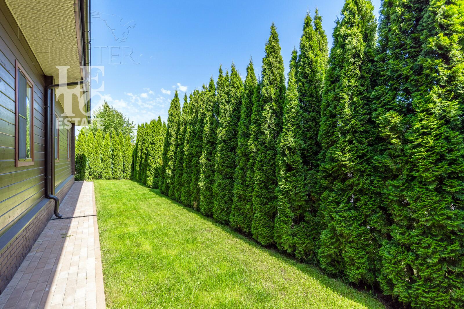 2-этажный коттедж 300 м² с отделкой