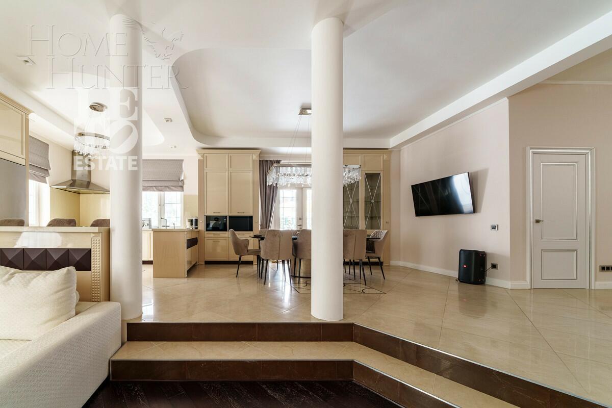 2-этажный коттедж 528.9 м² с отделкой