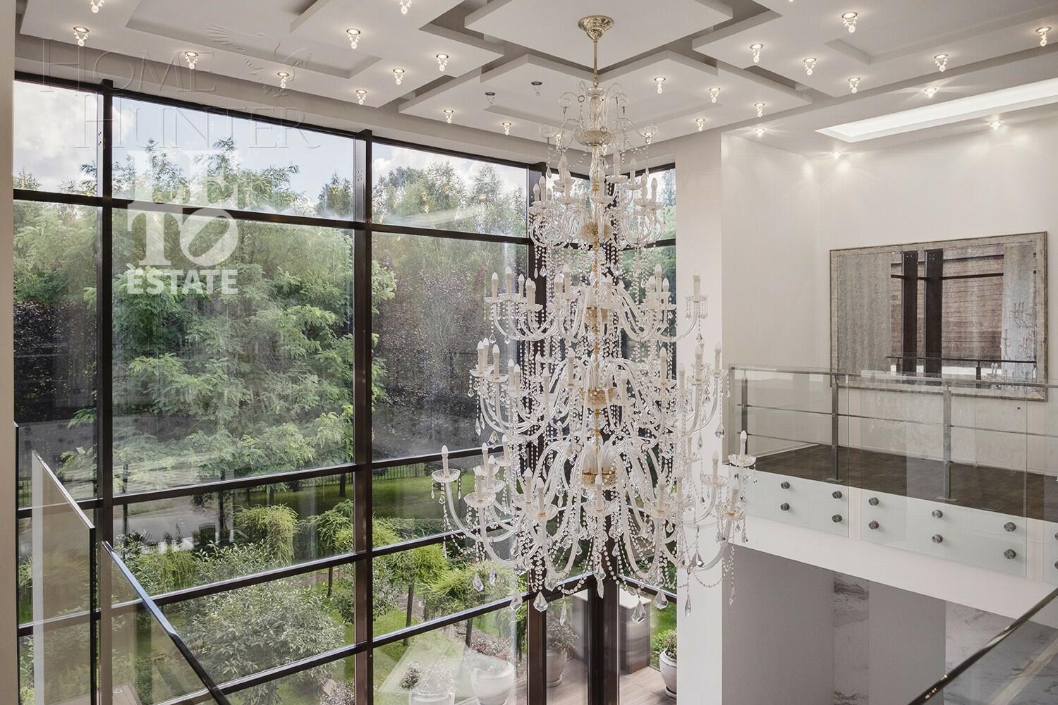 2-этажный коттедж 1 200 м² с отделкой