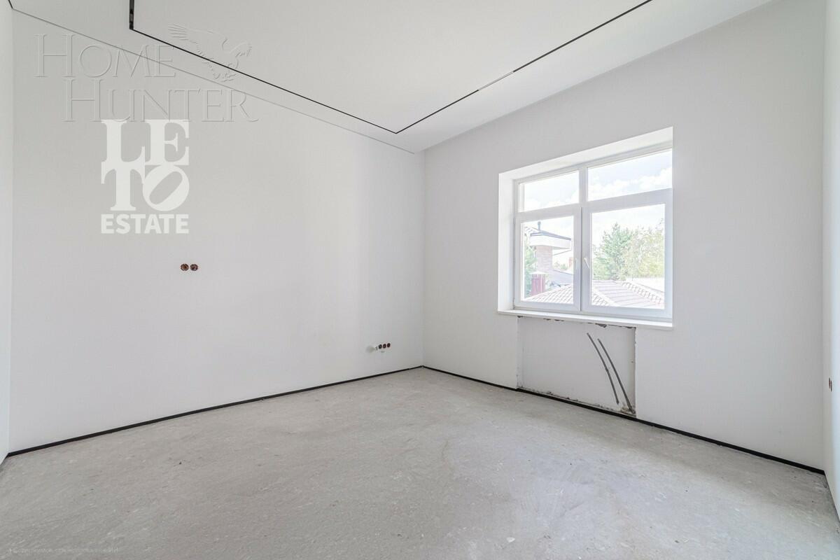 2-этажный коттедж 750 м² без отделки