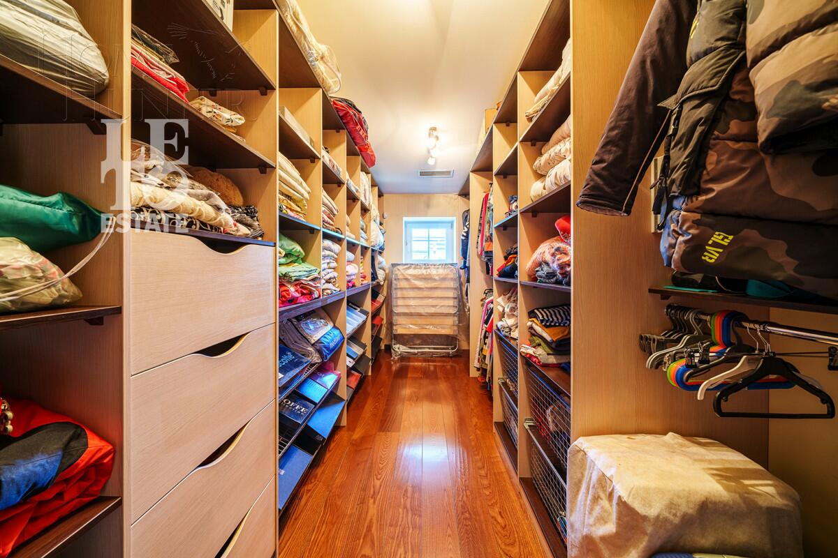 2-этажный коттедж 680 м² с отделкой