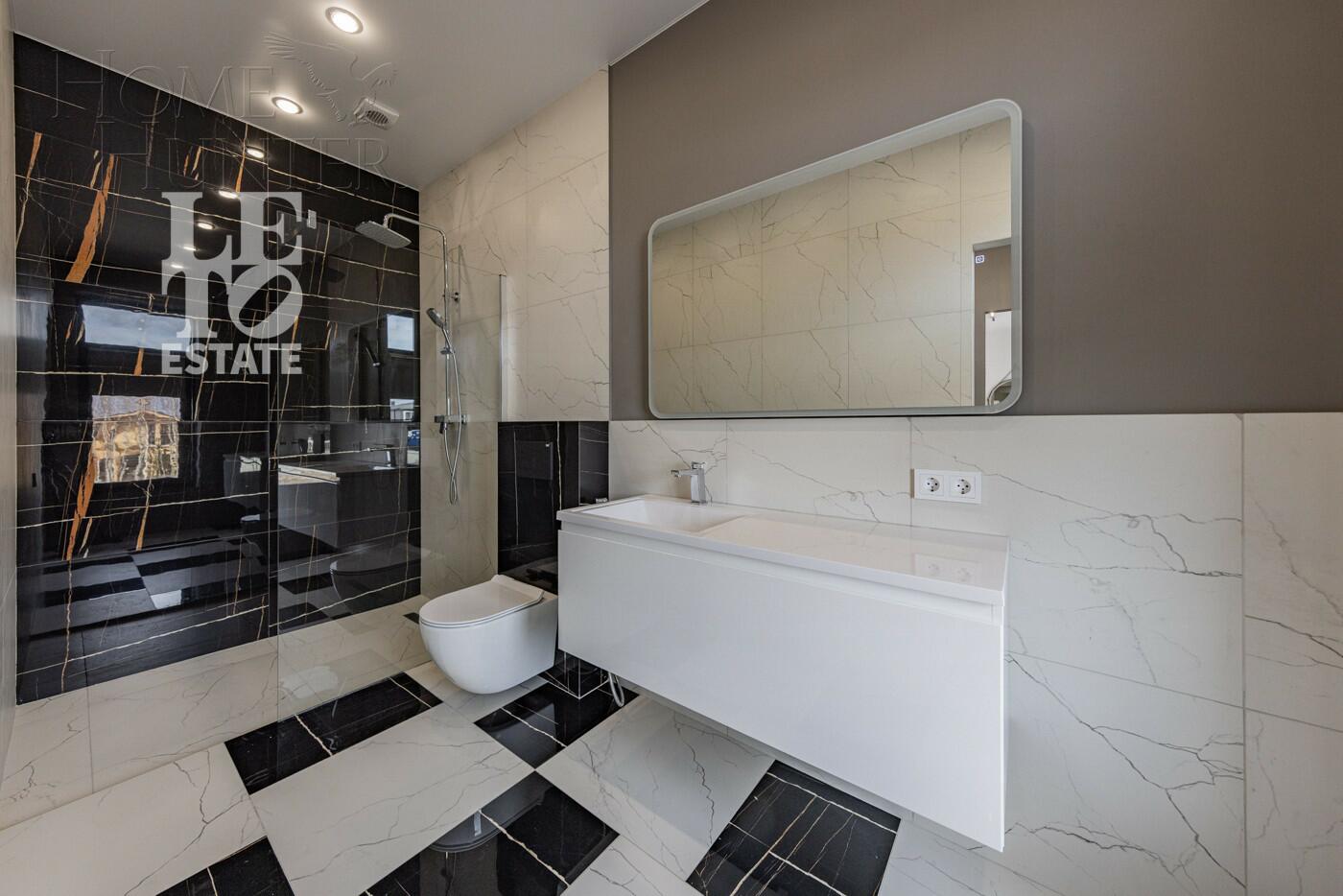 2-этажный коттедж 238.4 м² с отделкой