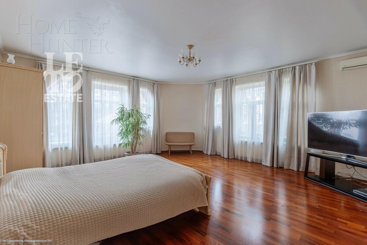 3-этажный коттедж 472 м² с отделкой