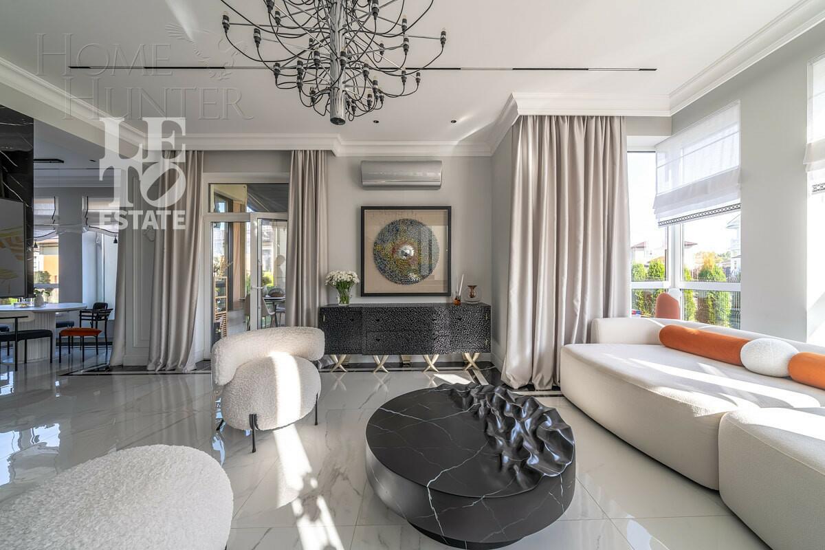 2-этажный коттедж 278 м² с отделкой