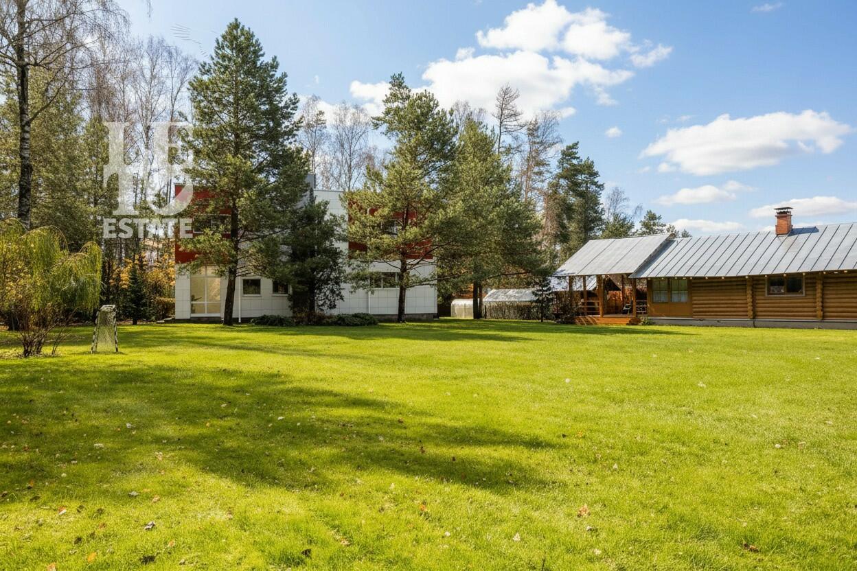 2-этажный коттедж 711 м² с отделкой