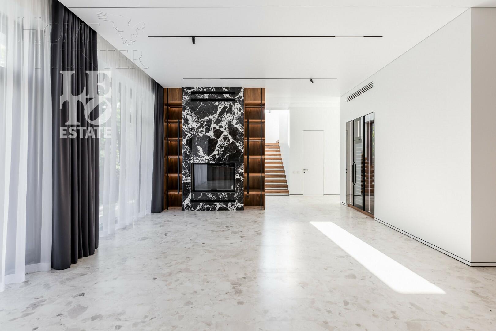 2-этажный коттедж 650 м² с отделкой