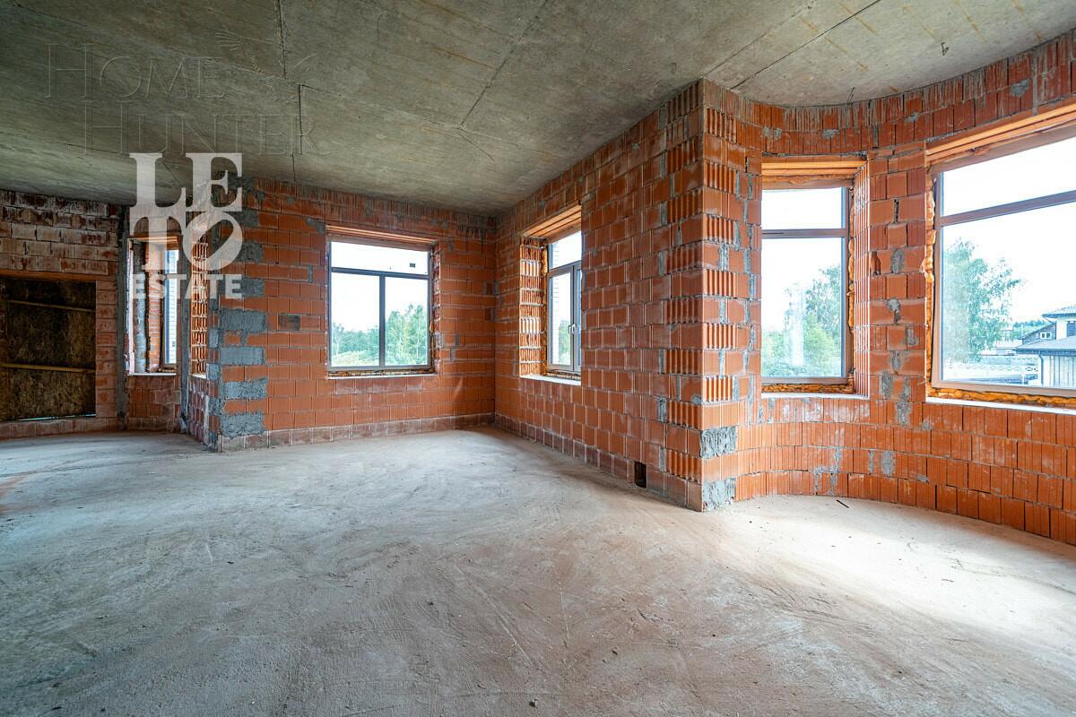 2-этажный коттедж 460 м² без отделки