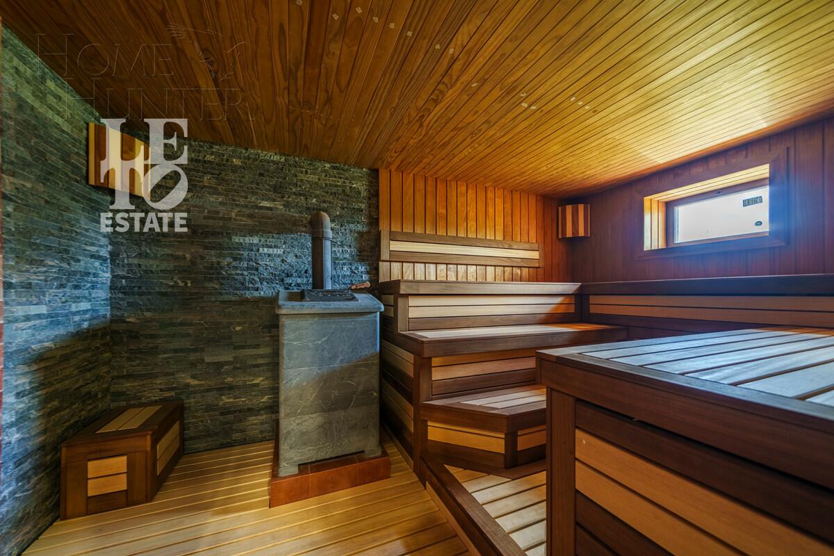 2-этажный коттедж 1 000 м² с отделкой