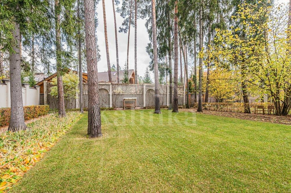 2-этажный коттедж 900 м² с отделкой