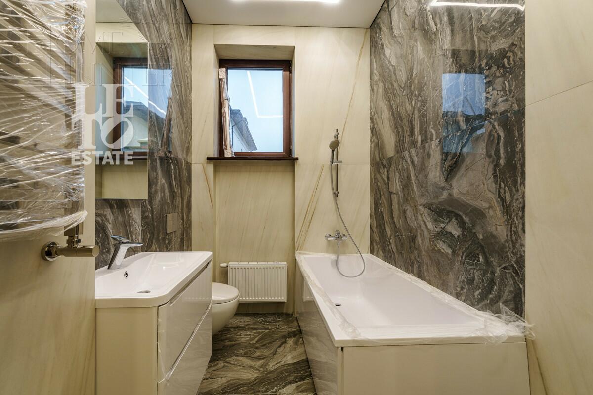 2-этажный коттедж 400 м² с отделкой