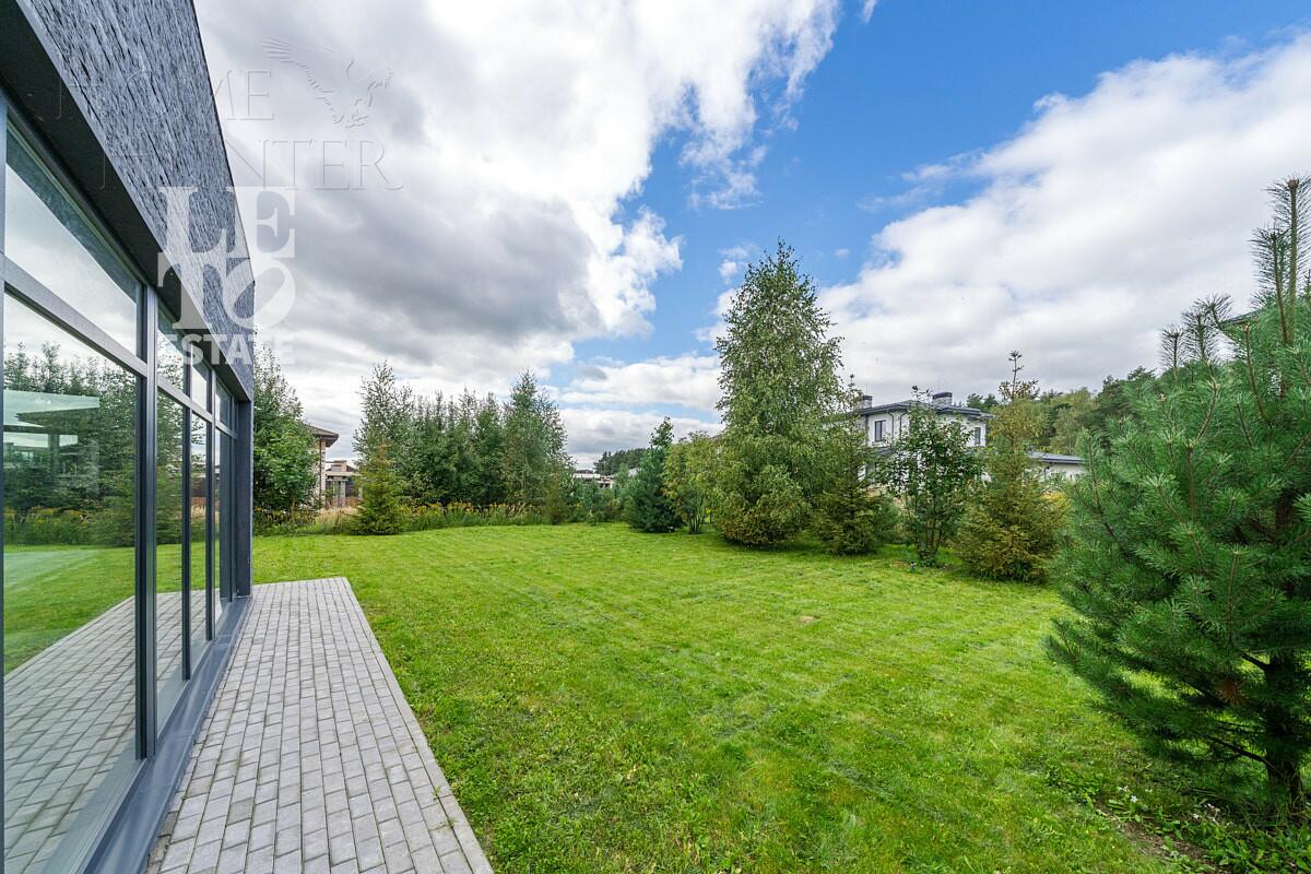 1-этажный коттедж 250 м² без отделки