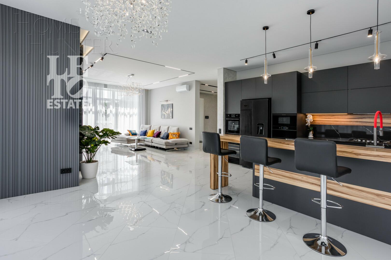 2-этажный коттедж 430 м² с отделкой