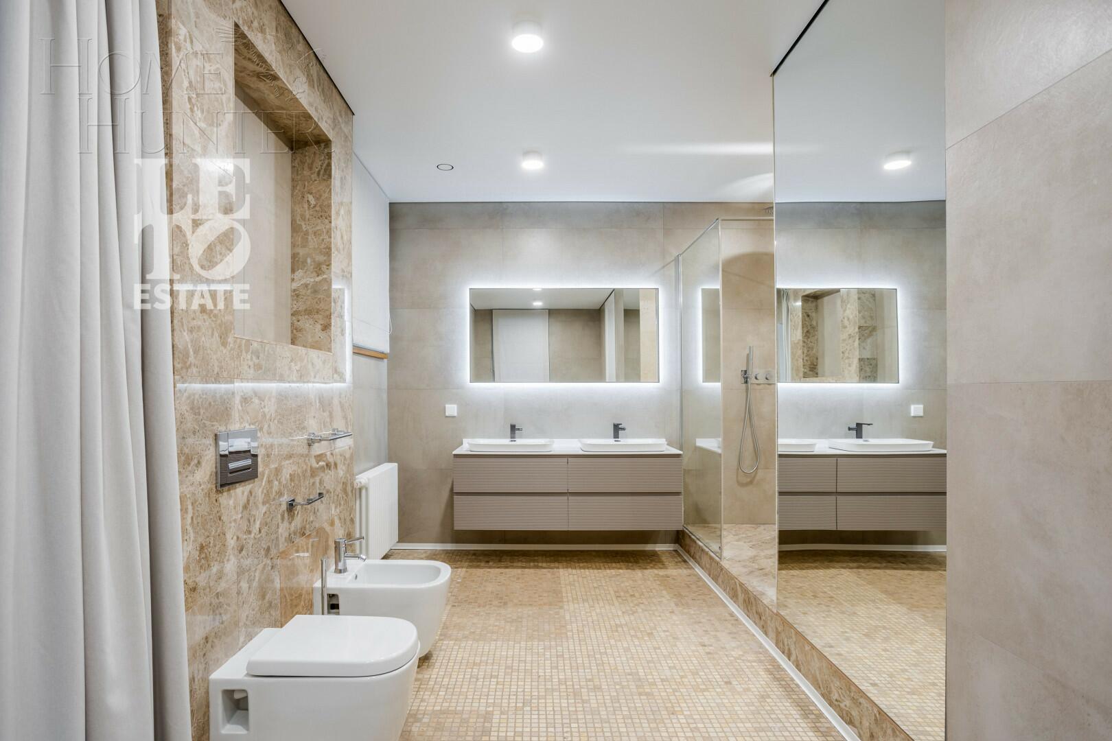 2-этажный коттедж 711 м² с отделкой