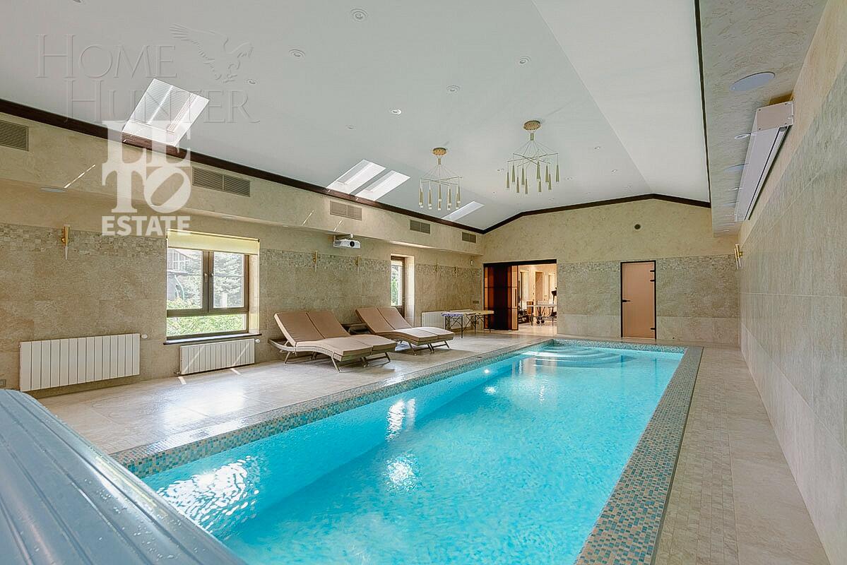 2-этажный коттедж 700 м² с отделкой