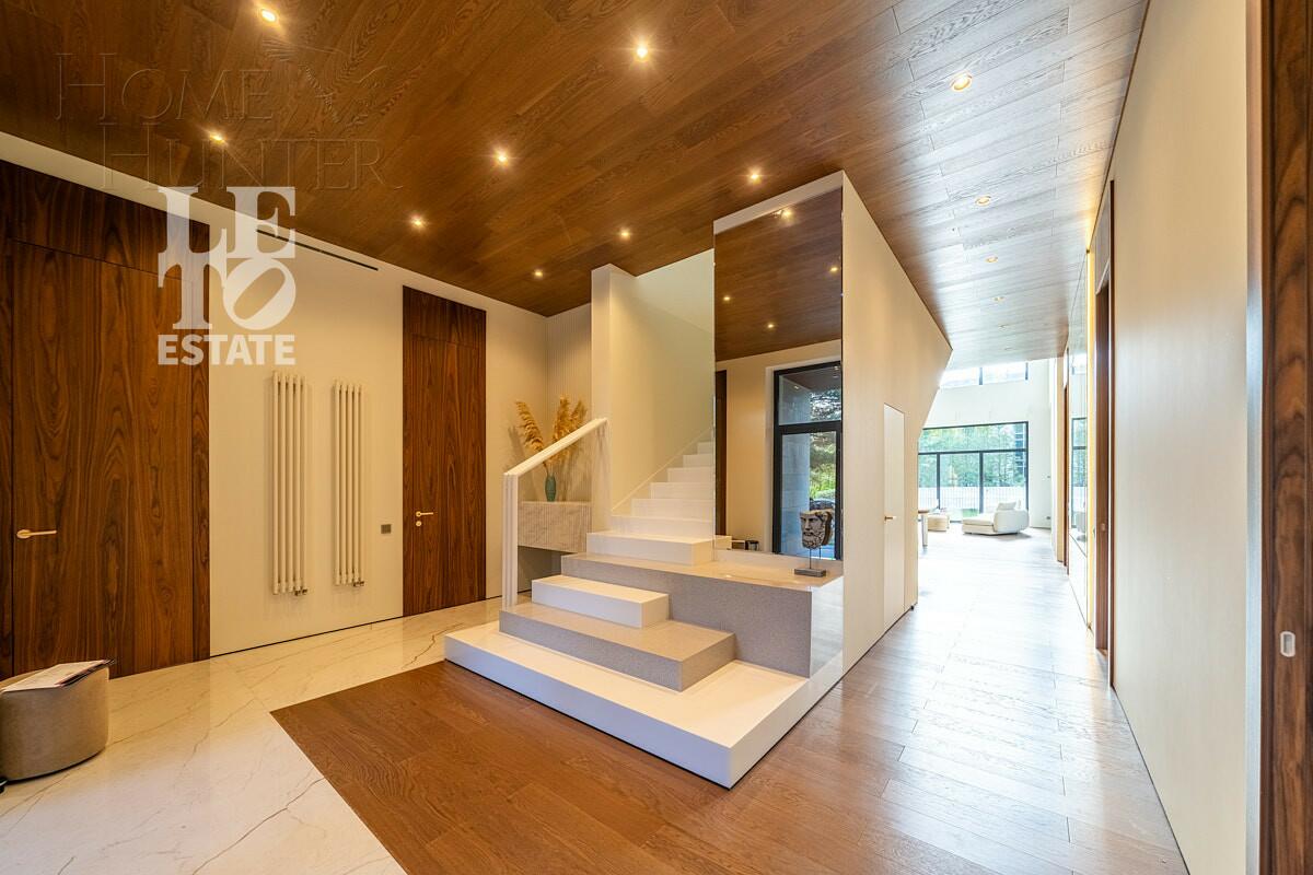 2-этажный коттедж 747 м² с отделкой