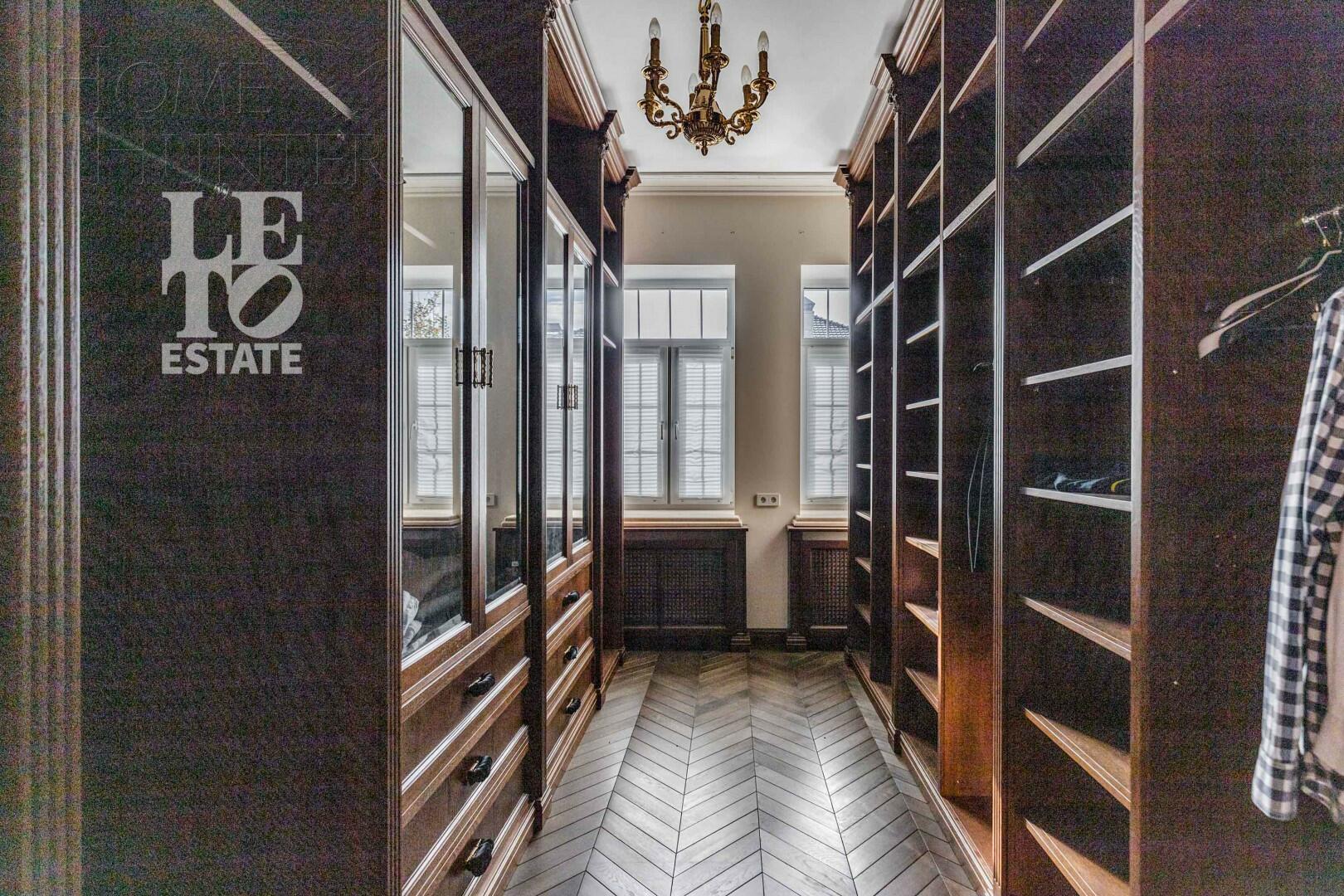 2-этажный коттедж 817 м² с отделкой