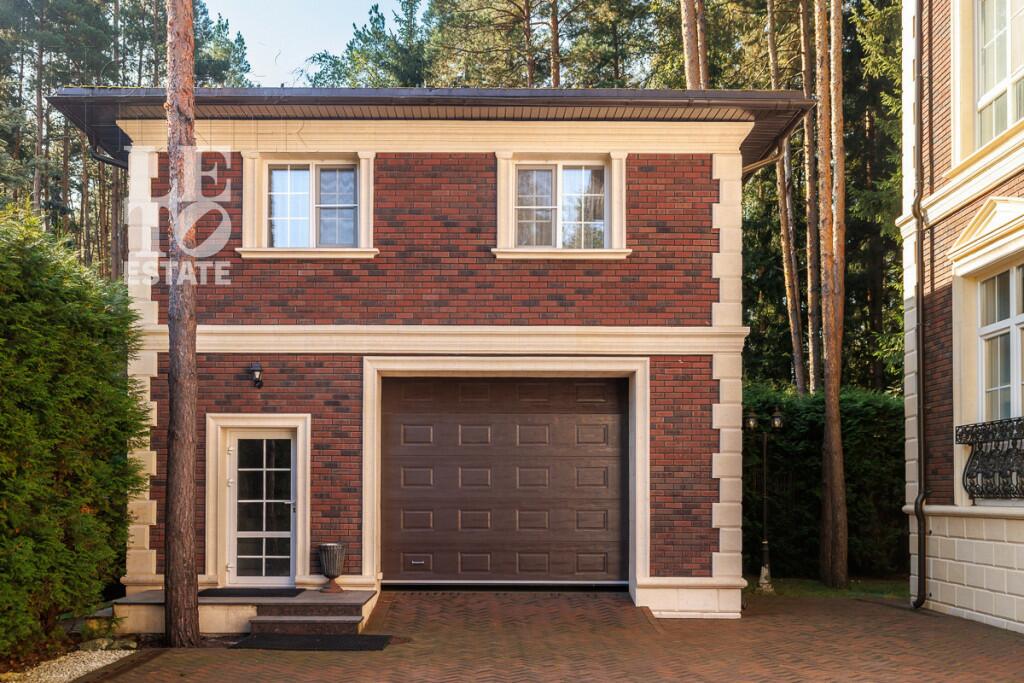 2-этажный коттедж 1 556 м² с отделкой