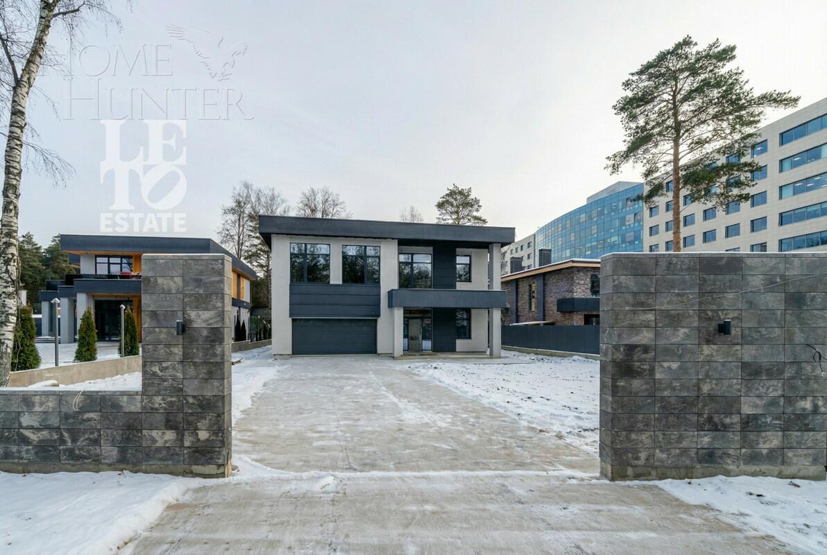 2-этажный коттедж 450 м² без отделки