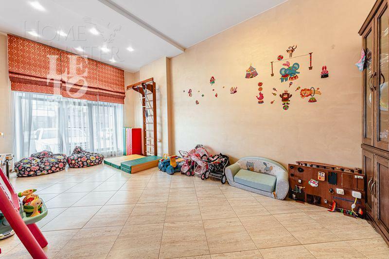 2-этажный таунхаус 250 м² с отделкой