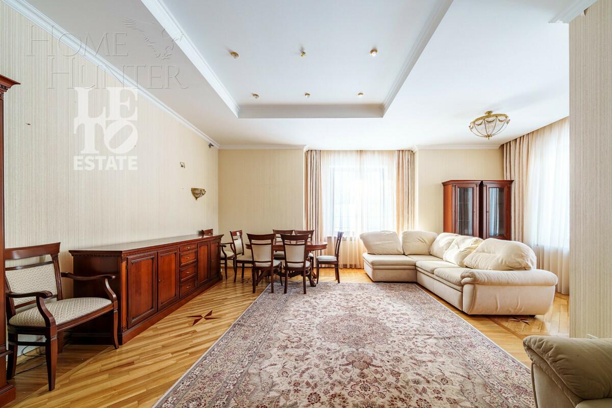 2-этажный коттедж 350 м² с отделкой